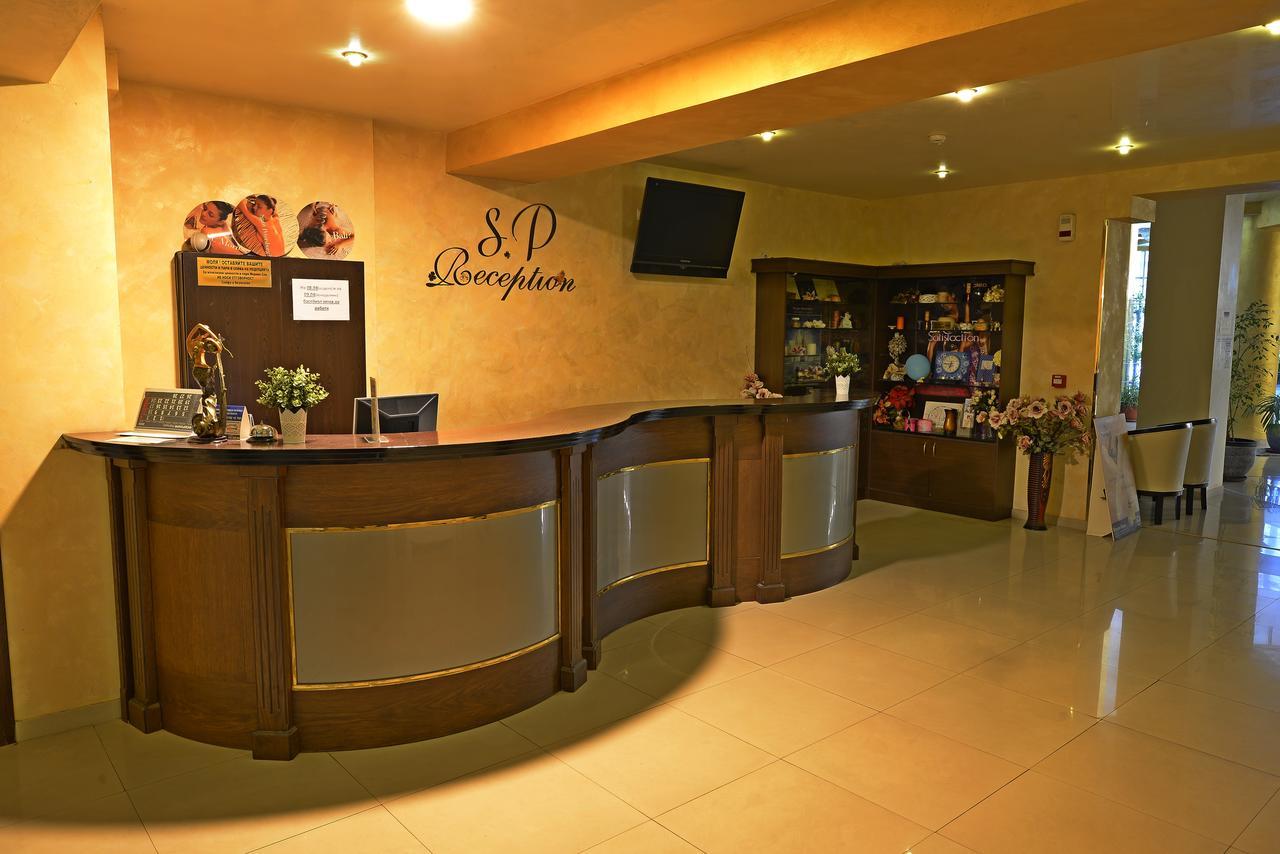Merian Palace 4*